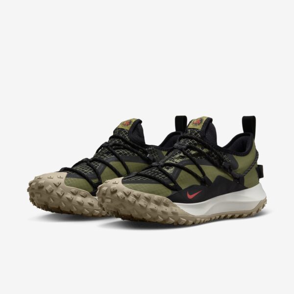 Nike Mountain Fly Low SE “Pilgrim”