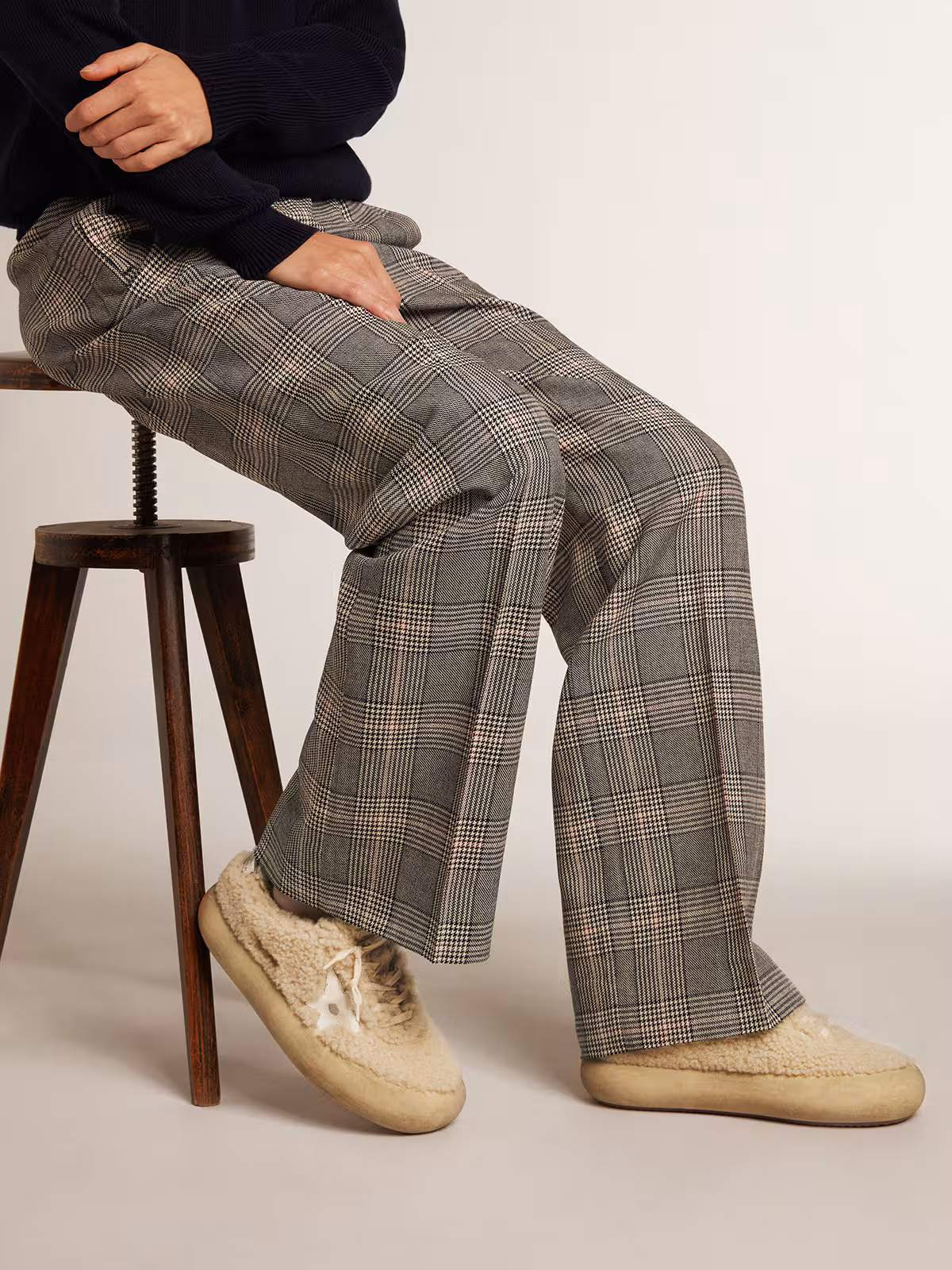 Golden Goose Women’s Space-Star