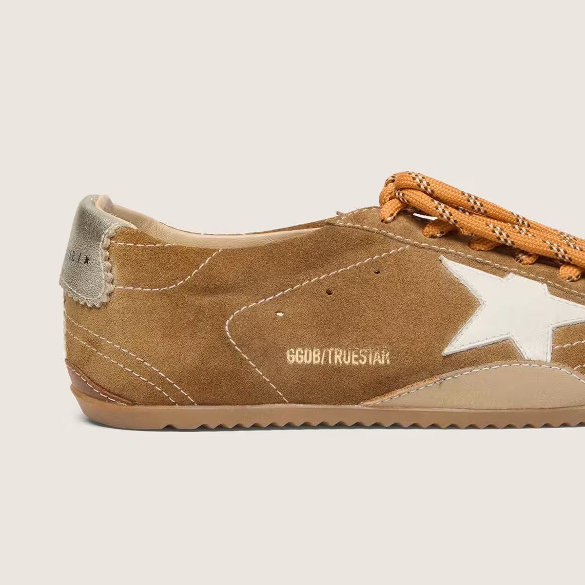 Golden Goose True-Star women’s sneakers in tobacco suede with white star and platinum heel tab - Зображення 6